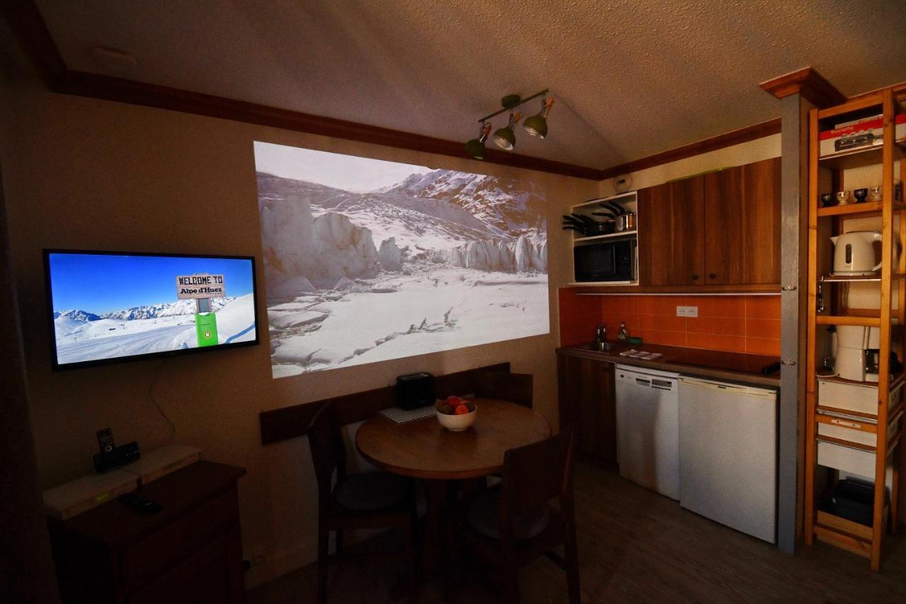 Superb View+Swim Pool+Smart Tv+Netflix+Projector Apartman Huez Kültér fotó
