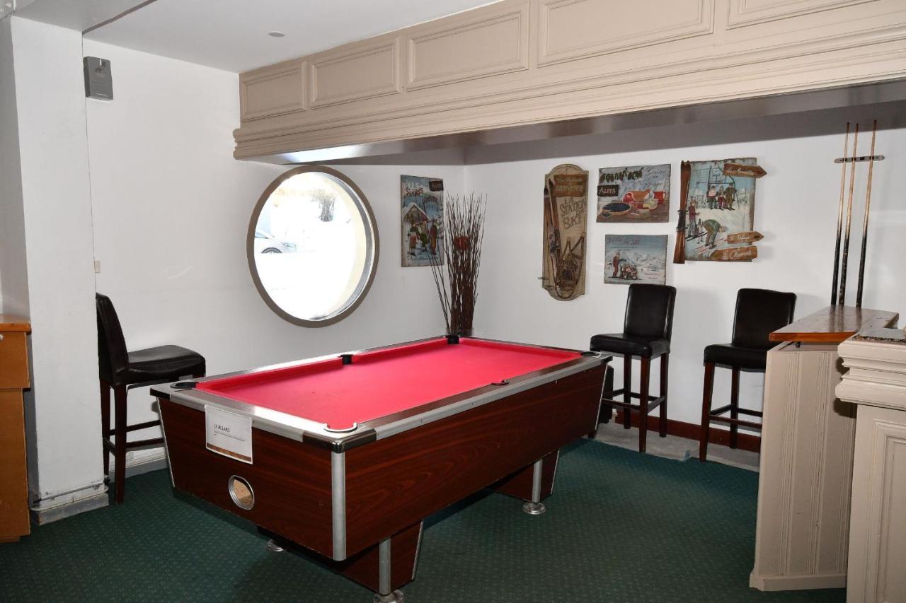Superb View+Swim Pool+Smart Tv+Netflix+Projector Apartman Huez Kültér fotó